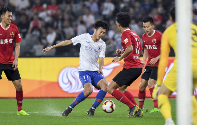 公测前1天，《鸣潮》全球多地登顶