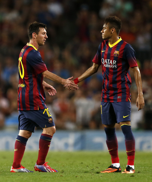 曼联状态起伏 战术仍在调整